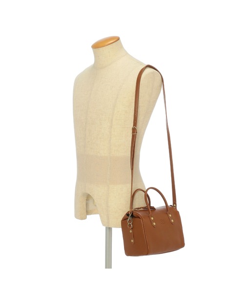 IL BISONTE(イルビゾンテ)の「IL BISONTE / ORIGINAL LEATHER / ボストンバッグ(ハンドバッグ・レディース・レッド/ダークブラウン/ブラック/グリーン/ライトブラウン・FREE)」の11枚目の写真