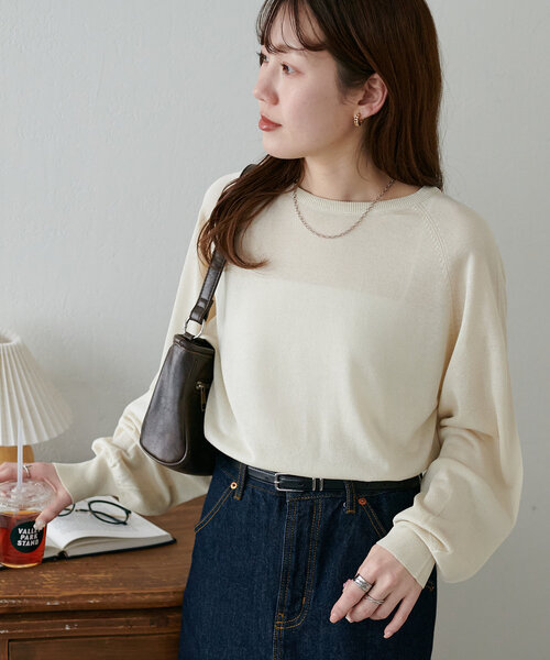 DISCOAT（ディスコート）の「【WEB限定】ラメシアーラグランプルオーバー（ニット/セーター・レディース・オフホワイト/ネイビー/ライム/ブラック・MEDIUM）」の6枚目の写真