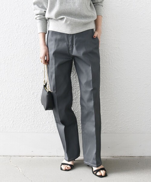 Dickies（ディッキーズ）の「【SHIPS any別注】Dickies:〈洗濯機可能〉ツイル チノ パンツ（チノパンツ・レディース・チャコールグレー/ベージュ・30/28）」の10枚目の写真