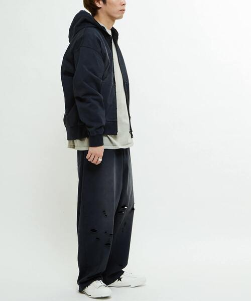CONVERSE TOKYO(コンバーストウキョウ)の「PIGMENT DYE DISTRESSED ZIP-UP HOODIE(パーカー・レディース・ピンク/アイボリー/スミクロ・MEDIUM/SMALL)」の19枚目の写真