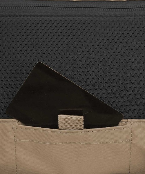 CIE(シー)の「【CIE】FLOW BODYBAG 022102(ボディバッグ/ウエストポーチ・レディース・ブラウン/グレイッシュブルー/ブラック・FREE)」の8枚目の写真