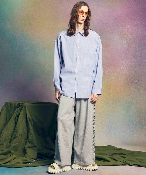 MAISON SPECIAL（メゾンスペシャル）の「《UNISEX》Side Lace-Up Sweat Alien Wide Pants/サイドレースアップスウェットワイドパンツ【MAISON SPECIAL/メゾンスペシャル】（デニムパンツ・メンズ・グレー/ブラック・0/1）」の5枚目の写真