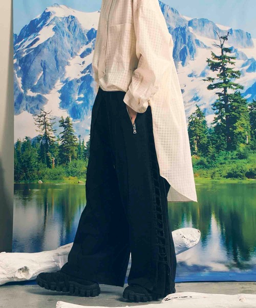 MAISON SPECIAL（メゾンスペシャル）の「《UNISEX》Side Lace-Up Sweat Alien Wide Pants/サイドレースアップスウェットワイドパンツ【MAISON SPECIAL/メゾンスペシャル】（デニムパンツ・メンズ・グレー/ブラック・0/1）」の7枚目の写真