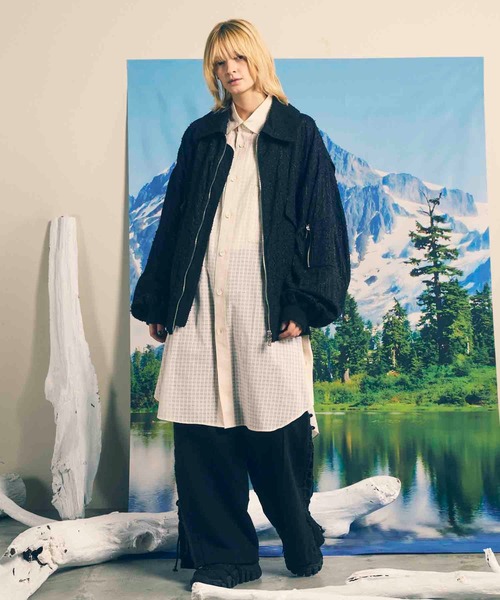 MAISON SPECIAL（メゾンスペシャル）の「《UNISEX》Side Lace-Up Sweat Alien Wide Pants/サイドレースアップスウェットワイドパンツ【MAISON SPECIAL/メゾンスペシャル】（デニムパンツ・メンズ・グレー/ブラック・0/1）」の4枚目の写真