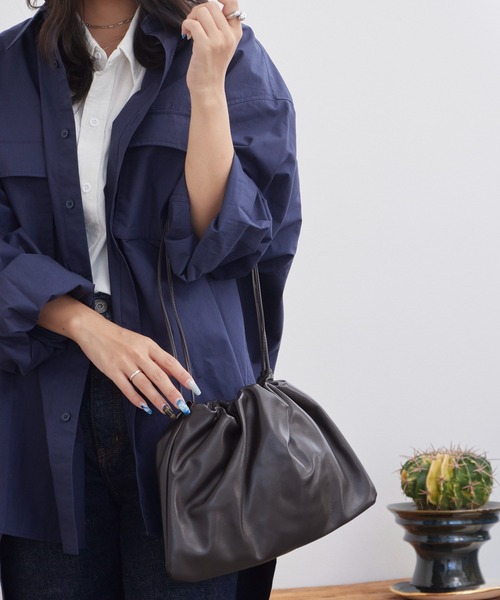 NOTHING WRITTEN ネラ ストラップ バッグ NOTHING WRITTEN / NELLA STRAP BAG / ネラストラップバッグ
