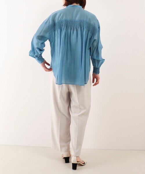 NOLLEY'S LIGHT（ノーリーズライト）の「ソフトローンバックシャーリングブラウス（シャツ/ブラウス・レディース・イエロー/カーキ/ブルー・38）」の10枚目の写真