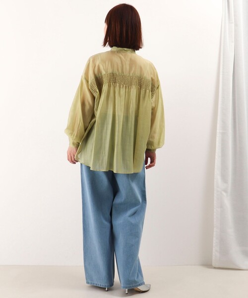 NOLLEY'S LIGHT（ノーリーズライト）の「ソフトローンバックシャーリングブラウス（シャツ/ブラウス・レディース・イエロー/カーキ/ブルー・38）」の13枚目の写真