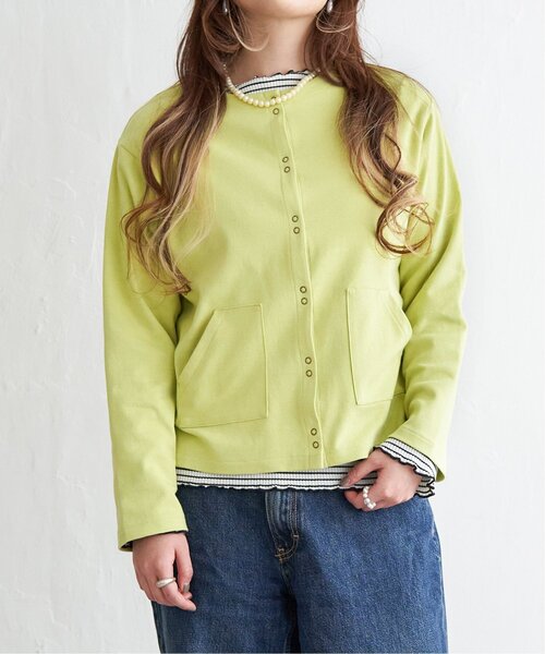 LBC（エルビーシー）の「ポンチミニスナップボタンカーディガン（カーディガン/ボレロ・レディース・イエロー/オフホワイト/ブラック・M）」の4枚目の写真