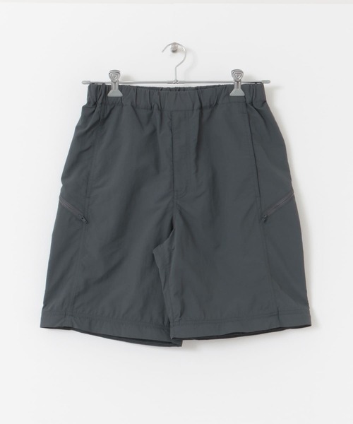 URBAN RESEARCH DOORS(アーバンリサーチドアーズ)の「ナイロンタッサー デタッチャブルパンツ(その他パンツ・メンズ・チャコールグレー/ブラック・LARGE/MEDIUM)」の14枚目の写真