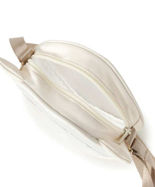 SHOO・LA・RUE（シューラルー）の「ネコラウンドメッシュポシェット（ショルダーバッグ・キッズ・アイボリー/ブラック・00）」の5枚目の写真