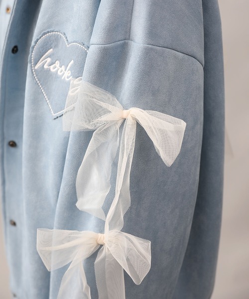 HOOK（フック）の「【HOOK】for girls 　チェリー刺繍チュールリボン付きスエード風コーチジャケット（カバーオール・レディース・ブラック/ブルー・SMALL/MEDIUM/LARGE）」の11枚目の写真