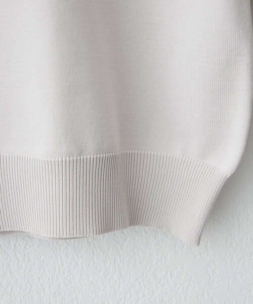 NAO(ナオ)の「【NAO】前後2WAY半袖ニットプルオーバー(Tシャツ/カットソー・レディース・アイボリー/ロイヤルブルー/グレイッシュベージュ/ブラック/イエロー・FREE)」の10枚目の写真