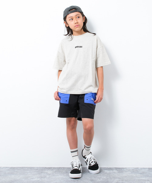 CONVERSE（コンバース）の「CONVERSE 別注スニーカーバックプリントTシャツ（Tシャツ/カットソー・キッズ・ブラック/オートミール/グリーン・130/140/150/160）」の8枚目の写真