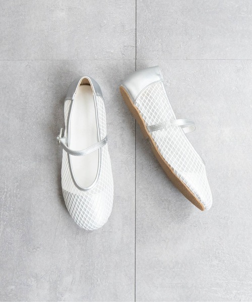 Fabby fabby（ファビィーファビィー）の「ラウンドメッシュシューズ（パンプス・レディース・ブラック/ゴールド/シルバー・LARGE/MEDIUM/SMALL）」の2枚目の写真