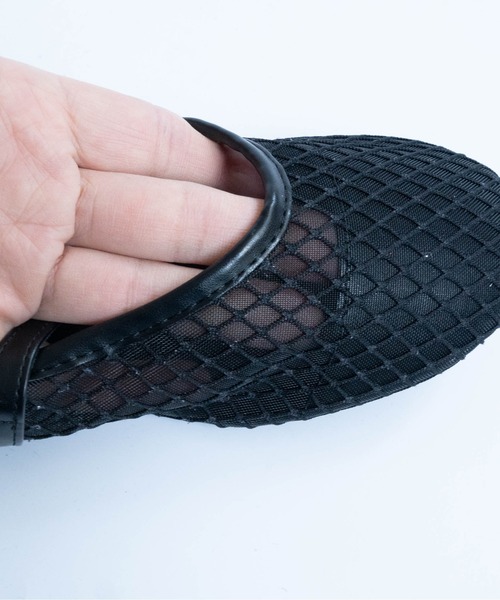Fabby fabby（ファビィーファビィー）の「ラウンドメッシュシューズ（パンプス・レディース・ブラック/ゴールド/シルバー・LARGE/MEDIUM/SMALL）」の10枚目の写真