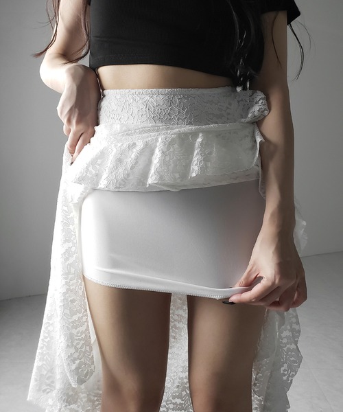 me+em select(ミームセレクト)の「※※【 2color /裏地付 】アシンメトリーフリルレーススリットロングスカート / asymmetry frill lace slit long skirt(スカート・レディース・ブラック/ホワイト・FREE)」の6枚目の写真