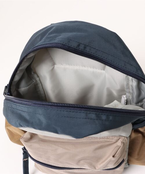 Ocean&Ground（オーシャン&グラウンド）の「DAYPACK CRAZY（バックパック/リュック・キッズ・ライトブルー/ライトグレー/ベージュ/ブルー/エメラルド/ライトパープル/キャメル/ライトピンク・SMALL/MEDIUM/X-SMALL）」の12枚目の写真