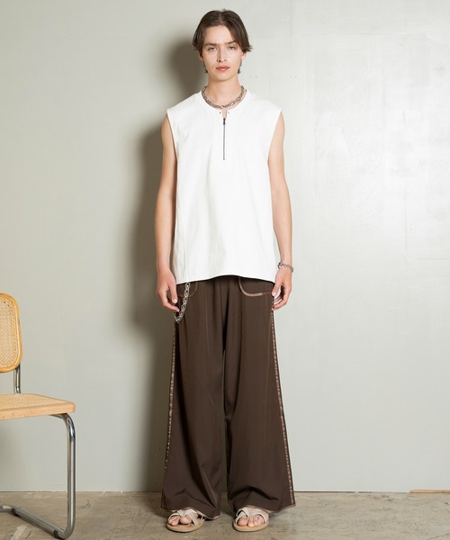 Forte(フォルテ)(フォルテ)の「Side Slit Zip No-sleeve T-shirts/ジップノースリーブTシャツ/洗える(Tシャツ/カットソー・メンズ・ホワイト/ブラック/カーキ・MEDIUM/LARGE)」の15枚目の写真