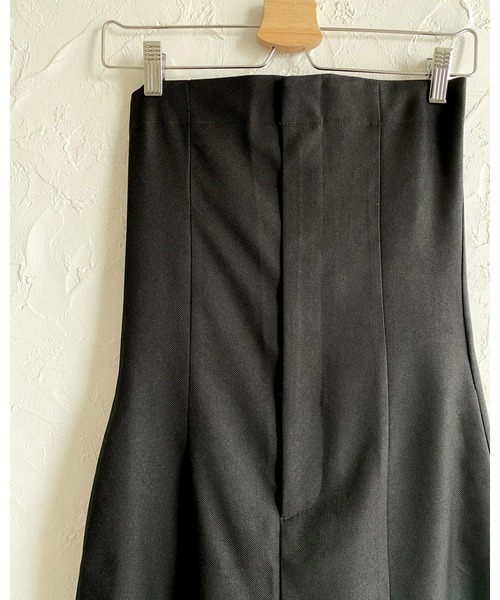 She's Closet(シーズクローゼット)の「フロントジップベルト付きビスチェオールインワンベアトップサロペット(サロペット/オーバーオール・レディース・ブラック/チャコールグレー/アイボリー/ブラウン・FREE)」の5枚目の写真