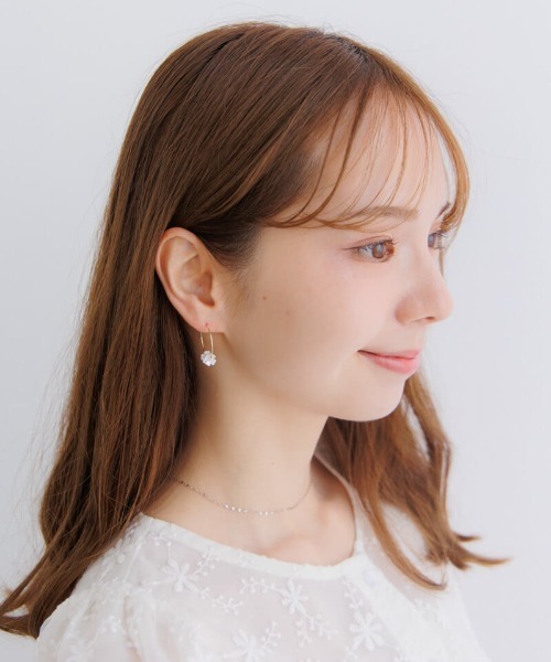 flower（フラワー）の「ライラックフープピアス（ピアス（片耳用）・レディース・ゴールド/シルバー・FREE）」の14枚目の写真