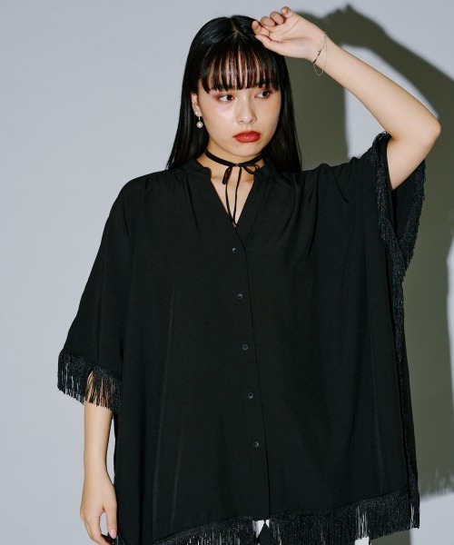 terrace(テラス)の「フリンジスクエアポンチョシャツ(シャツ/ブラウス・レディース・グリーン/ブラック/チャコールグレー/オフホワイト・MEDIUM)」の22枚目の写真