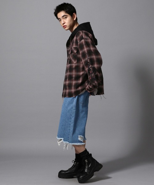ajouter flow（アジューテフロー）の「【ajouter flow】damage denim half pants（デニムパンツ・メンズ・ブラック/ブルー・L/M）」の9枚目の写真