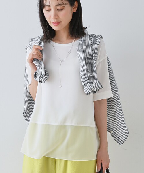 INDIVI(インディヴィ)の「【洗える】裾シアー半袖トップス(Tシャツ/カットソー・レディース・ブラック/サックスブルー/ホワイト/ライトグレー・05/13/15 /34/38)」の1枚目の写真