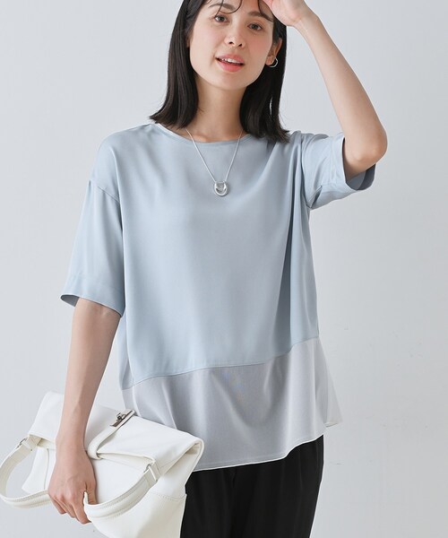 INDIVI(インディヴィ)の「【洗える】裾シアー半袖トップス(Tシャツ/カットソー・レディース・ブラック/サックスブルー/ホワイト/ライトグレー・05/13/15 /34/38)」の4枚目の写真