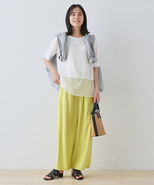 INDIVI(インディヴィ)の「【洗える】裾シアー半袖トップス(Tシャツ/カットソー・レディース・ブラック/サックスブルー/ホワイト/ライトグレー・05/13/15 /34/38)」の8枚目の写真