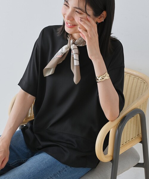 INDIVI(インディヴィ)の「【洗える】裾シアー半袖トップス(Tシャツ/カットソー・レディース・ブラック/サックスブルー/ホワイト/ライトグレー・05/13/15 /34/38)」の14枚目の写真