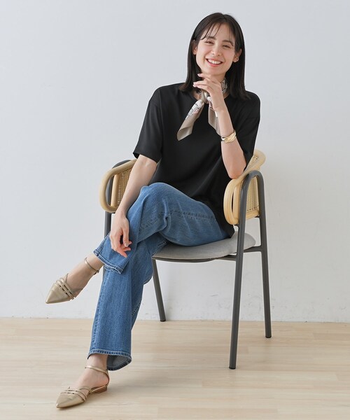 INDIVI(インディヴィ)の「【洗える】裾シアー半袖トップス(Tシャツ/カットソー・レディース・ブラック/サックスブルー/ホワイト/ライトグレー・05/13/15 /34/38)」の15枚目の写真