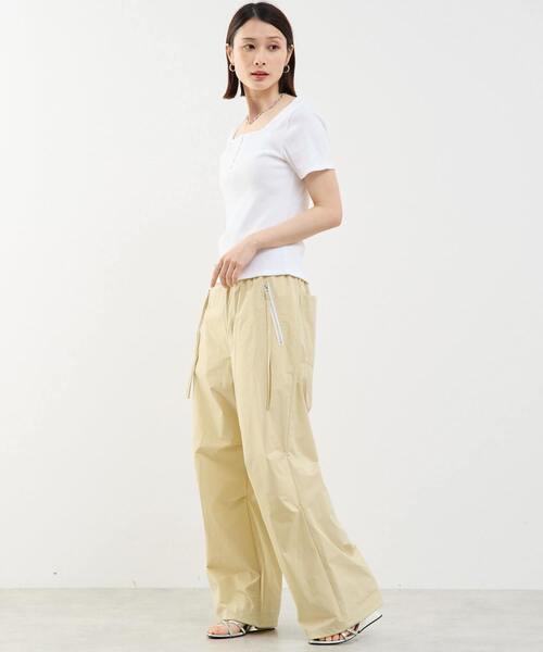 SOFFITTO（ソフィット）の「前後2WAYスクエアネックカットソー（Tシャツ/カットソー・レディース・ホワイト/ブラック・FREE）」の6枚目の写真