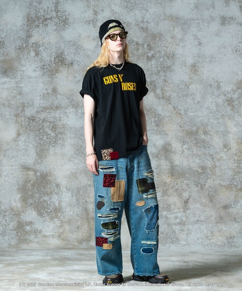 glamb(グラム)の「GUNS N’ ROSES Cross T-Shirt / ガンズアンドローゼスクロスTシャツ(Tシャツ/カットソー・メンズ・ブラック・S/M/L)」の7枚目の写真