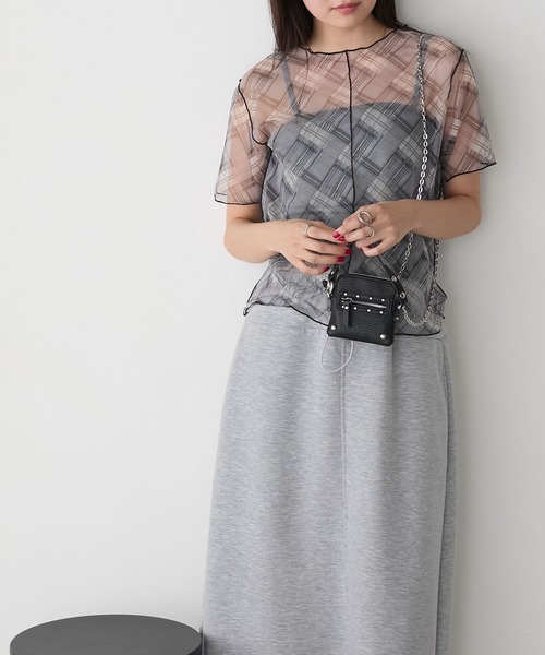 小物 Yosssy forksy.】スタッズデザイン マイクロ ショルダーウォレット