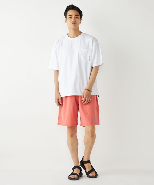 SHIPS Colors(シップス カラーズ)の「SHIPS Colors:〈紫外線防止・遮熱・速乾〉ラッシュガード Tシャツ◇(Tシャツ/カットソー・メンズ・ライトホワイト/ダークグレー/ブラック/グレー・MEDIUM/LARGE/X-LARGE)」の5枚目の写真