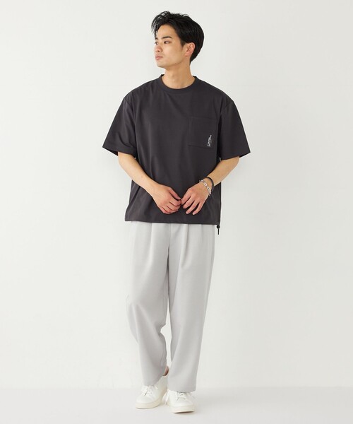 SHIPS Colors(シップス カラーズ)の「SHIPS Colors:〈紫外線防止・遮熱・速乾〉ラッシュガード Tシャツ◇(Tシャツ/カットソー・メンズ・ライトホワイト/ダークグレー/ブラック/グレー・MEDIUM/LARGE/X-LARGE)」の9枚目の写真