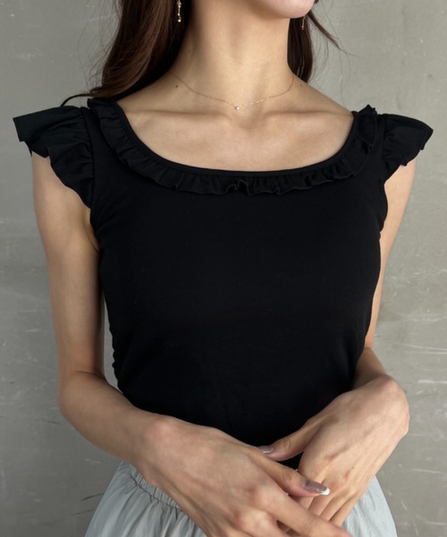 tolene(トレネ)の「カップ付き フリルスリーブ クロップドトップス(Tシャツ/カットソー・レディース・ブラック/ホワイト・FREE)」の15枚目の写真