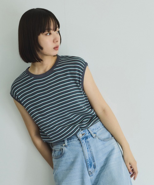 VICKY(ビッキー)の「マルチボーダーニットベスト≪手洗い可能≫(ニット/セーター・レディース・アイボリー/グレー系その他・M)」の8枚目の写真