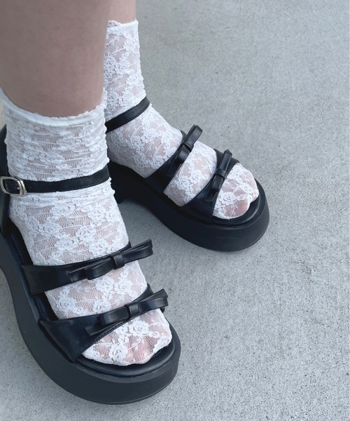 one way（ワンウェイ）の「リボンストラップサンダル（サンダル・レディース・アイボリー/ブラック・MEDIUM/LARGE/SMALL）」の8枚目の写真