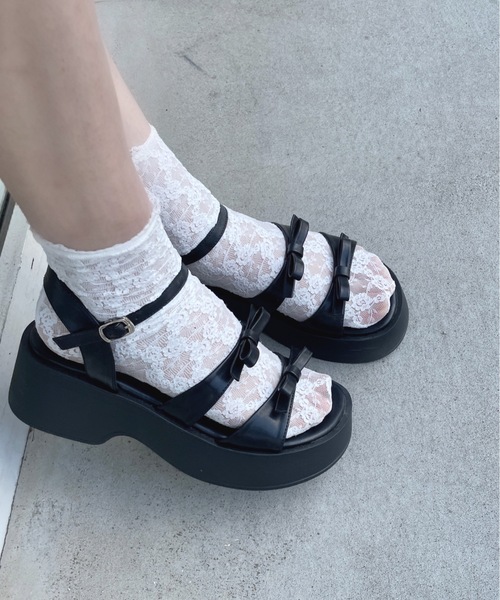 one way（ワンウェイ）の「リボンストラップサンダル（サンダル・レディース・アイボリー/ブラック・MEDIUM/LARGE/SMALL）」の9枚目の写真