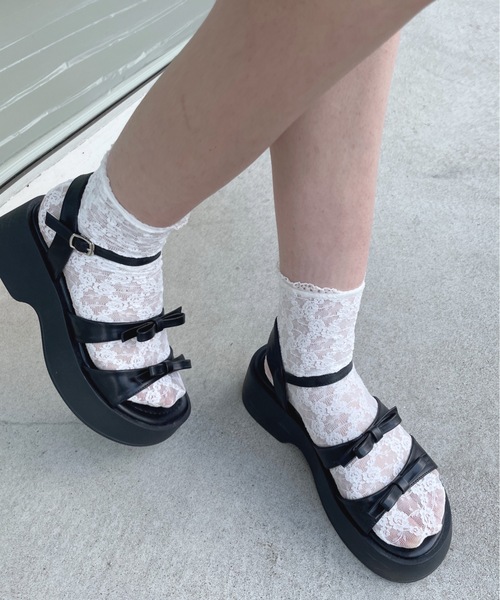 one way（ワンウェイ）の「リボンストラップサンダル（サンダル・レディース・アイボリー/ブラック・MEDIUM/LARGE/SMALL）」の11枚目の写真