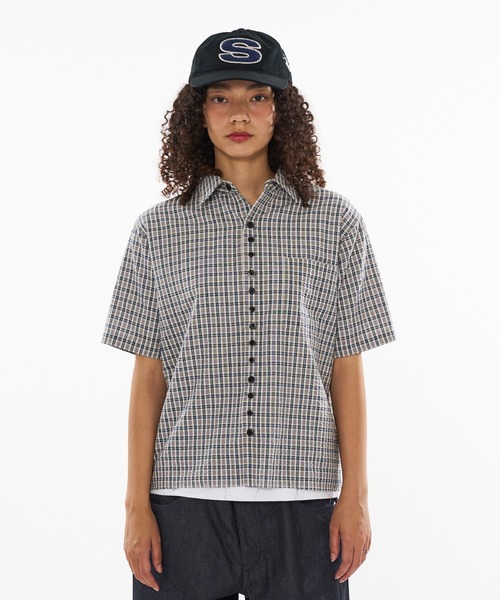 WISH FOR EVER（ウィッシュフォーエバー）の「FAKE BOTTON SEERSUCKER SHORT SHIRT/ フェイクボタンシアサッカーショートシャツ（シャツ/ブラウス・メンズ・レッド/カーキ/ライトブルー・SMALL/MEDIUM/LARGE）」の9枚目の写真