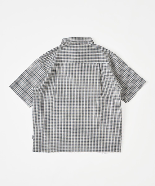 WISH FOR EVER（ウィッシュフォーエバー）の「FAKE BOTTON SEERSUCKER SHORT SHIRT/ フェイクボタンシアサッカーショートシャツ（シャツ/ブラウス・メンズ・レッド/カーキ/ライトブルー・SMALL/MEDIUM/LARGE）」の7枚目の写真