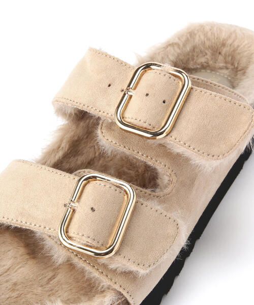 NATURAL BEAUTY BASIC(ナチュラルビューティーベーシック)の「ファーフットベッドサンダル(サンダル・レディース・ベージュ/ブラック・LARGE/MEDIUM)」の5枚目の写真