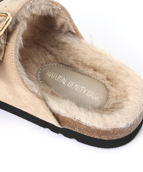 NATURAL BEAUTY BASIC(ナチュラルビューティーベーシック)の「ファーフットベッドサンダル(サンダル・レディース・ベージュ/ブラック・LARGE/MEDIUM)」の12枚目の写真