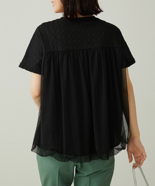 BELLUNA PLUS(ベルーナ)の「ジャカード素材チュール重ねプルオーバー(Tシャツ/カットソー・レディース・イエロー/ブラック/アイボリー・X-LARGE/LARGE/MEDIUM)」の11枚目の写真