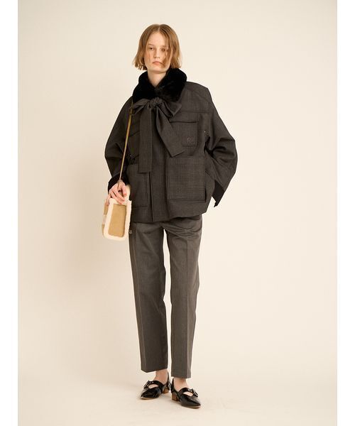 m*i様 【新品】FUR FUR パデットボウタイワークブルゾン BEG フリー FURFUR ブルゾン アウター パデットボウタイワークブルゾン