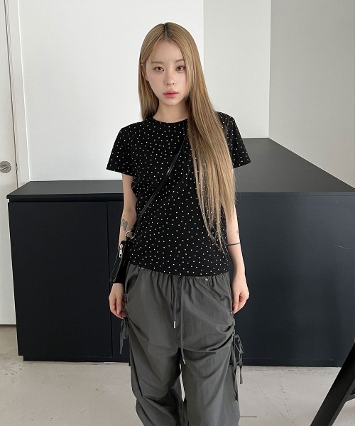 4INT.(フォイント)の「【Kitsch look】スター ドット 半袖 Tシャツ(Tシャツ/カットソー・レディース・ブラック/グレー/ホワイト/チャコール/ライトブルー・FREE)」の10枚目の写真