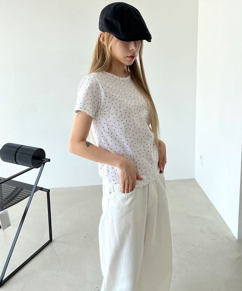 4INT.(フォイント)の「【Kitsch look】スター ドット 半袖 Tシャツ(Tシャツ/カットソー・レディース・ブラック/グレー/ホワイト/チャコール/ライトブルー・FREE)」の19枚目の写真