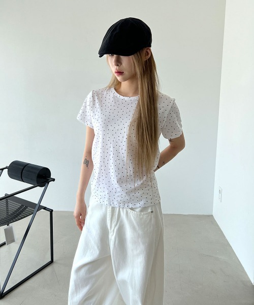 4INT.(フォイント)の「【Kitsch look】スター ドット 半袖 Tシャツ(Tシャツ/カットソー・レディース・ブラック/グレー/ホワイト/チャコール/ライトブルー・FREE)」の21枚目の写真